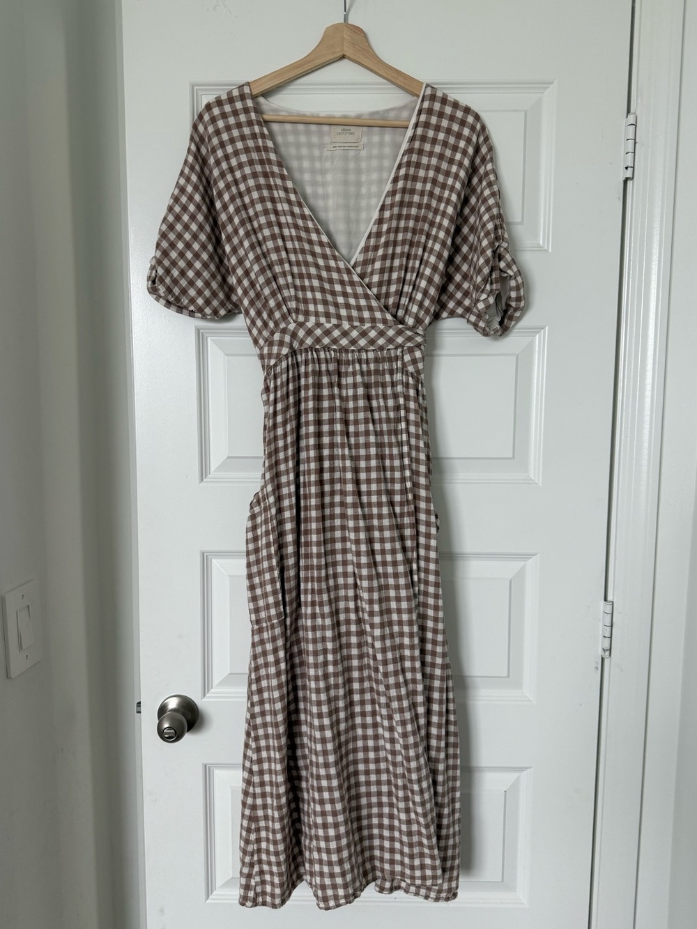 Urban Outfitters Gabrielle Linen Wrap Midi Dress Medium Tan Gingham - Picture 4 of 10